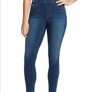 Nine West Heidi skinny pull on jeans Size 16